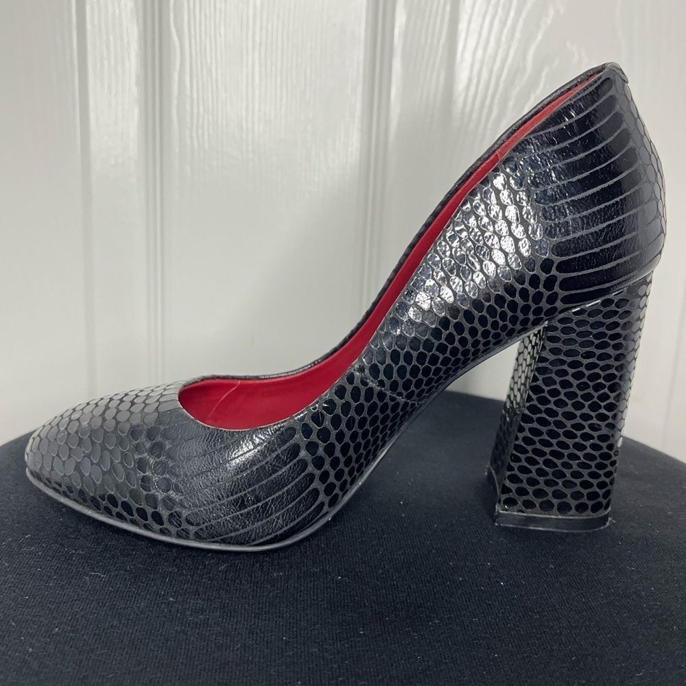Shoes of Prey Snakeskin Heels​​​ - Picture 3 of 10